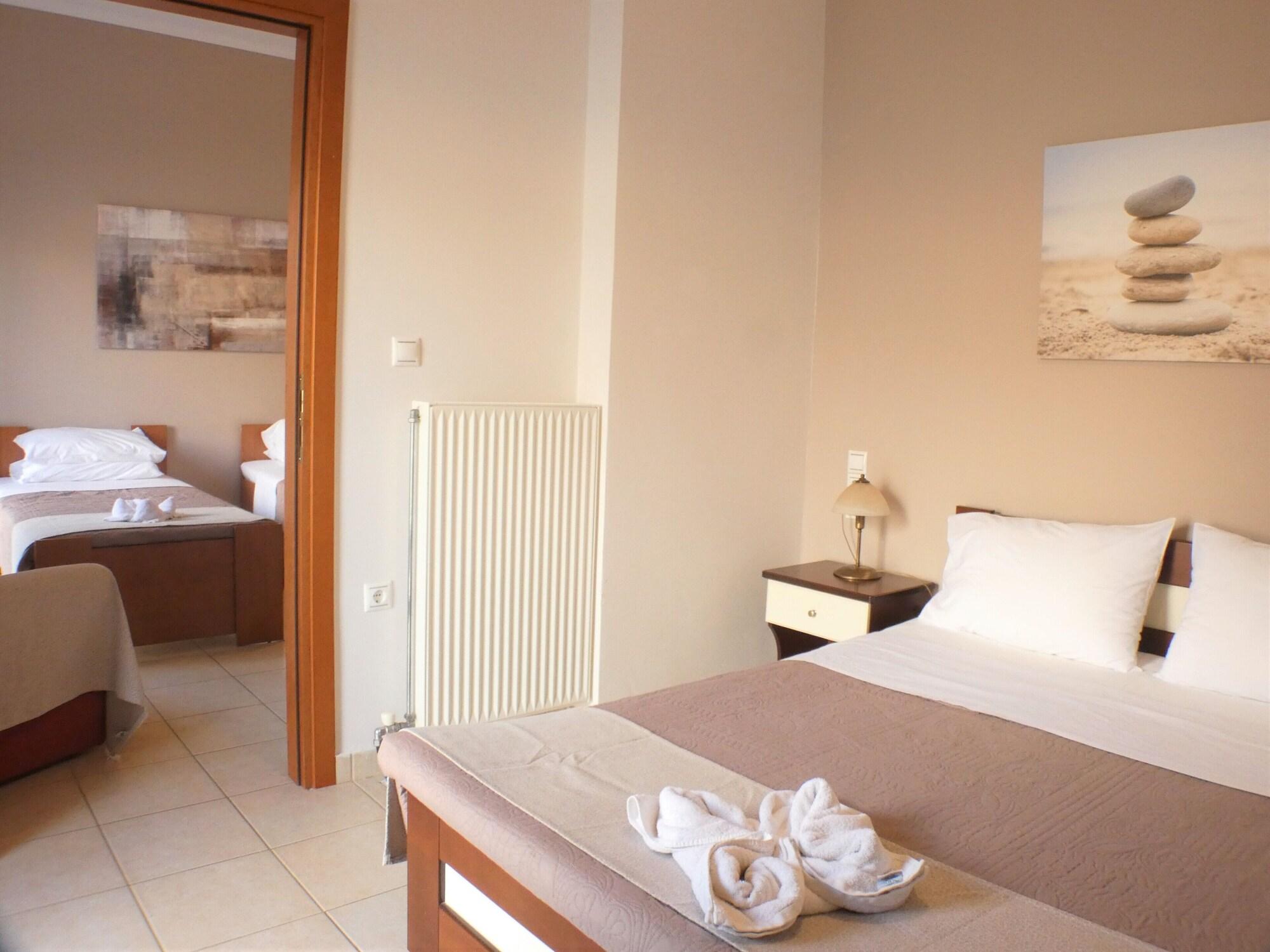 Lazaratos Hotel Kouvalata Bagian luar foto