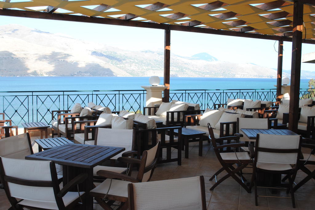 Lazaratos Hotel Kouvalata Bagian luar foto