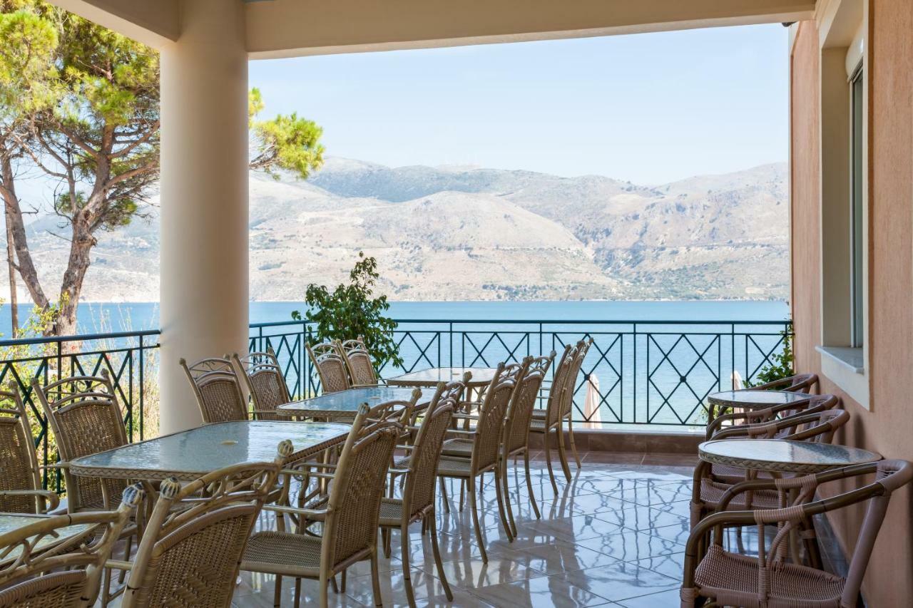 Lazaratos Hotel Kouvalata Bagian luar foto