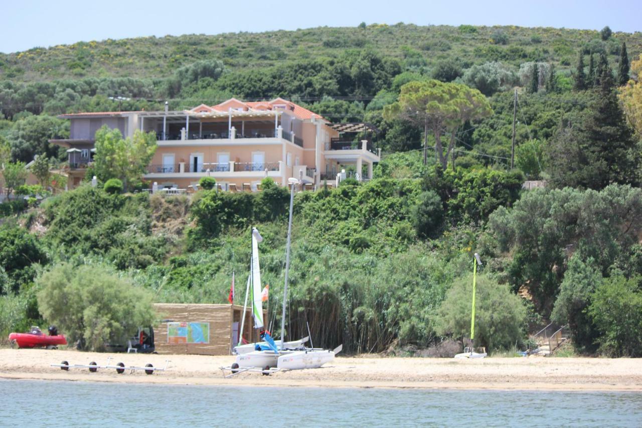 Lazaratos Hotel Kouvalata Bagian luar foto